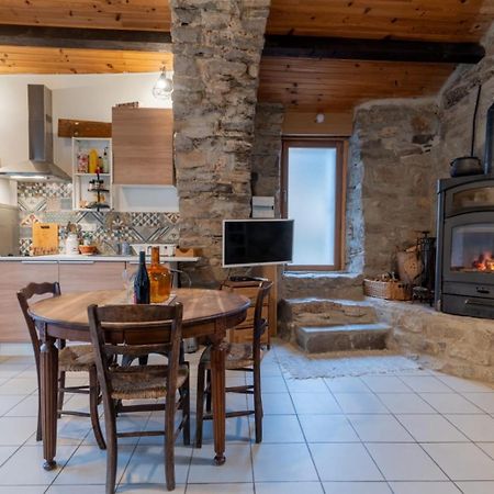 Petite Maison Pleine Nature La Bastide-Pradines Zewnętrze zdjęcie