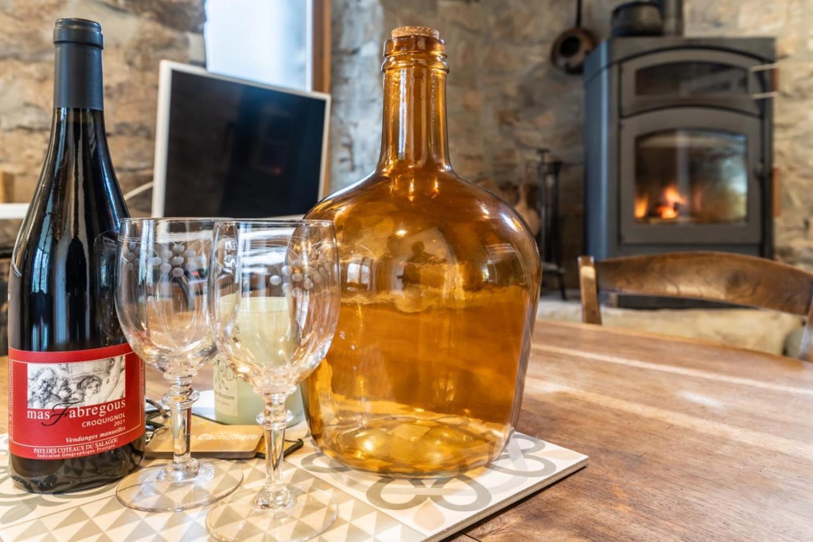 Petite Maison Pleine Nature La Bastide-Pradines Zewnętrze zdjęcie