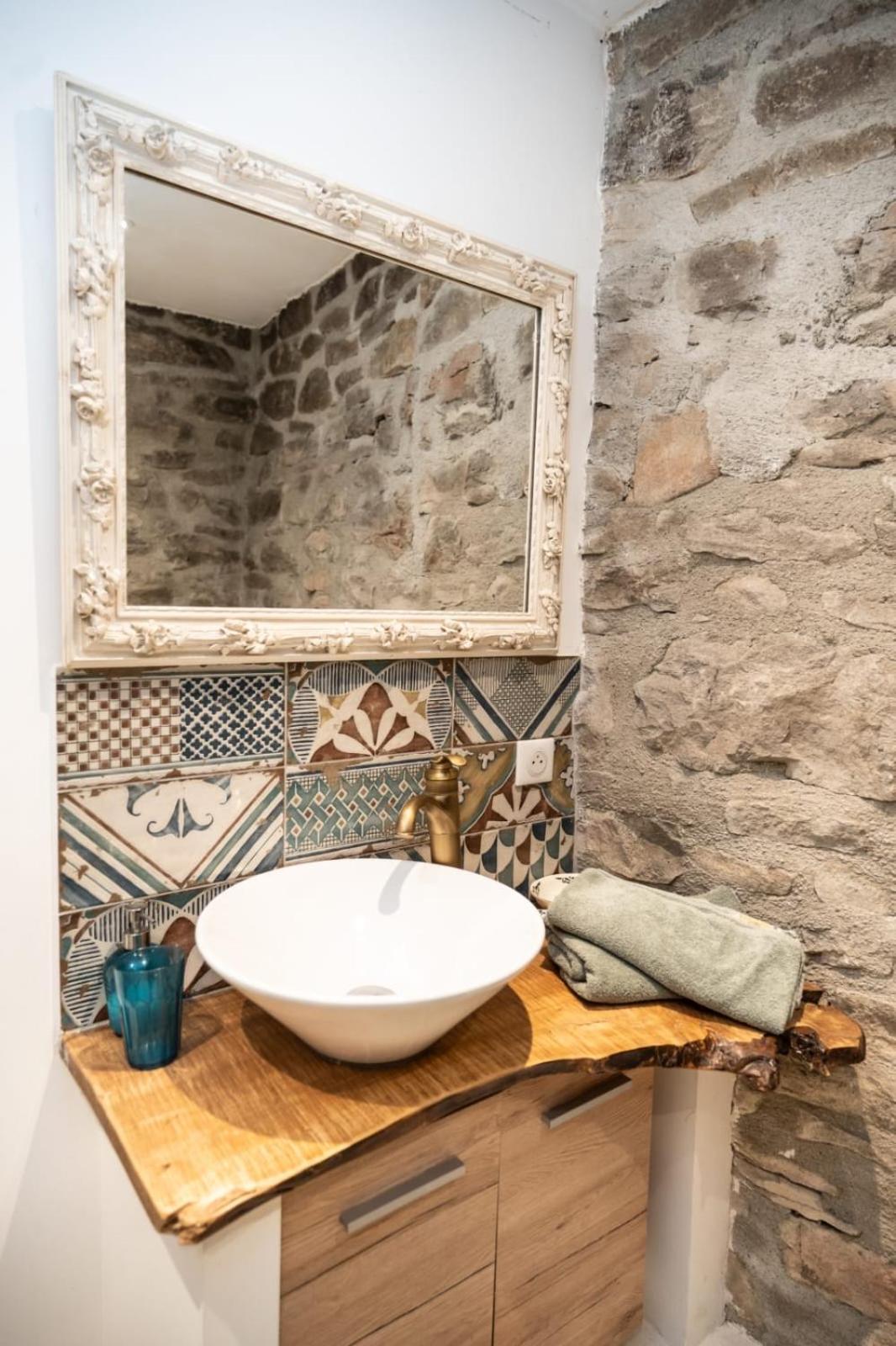 Petite Maison Pleine Nature La Bastide-Pradines Zewnętrze zdjęcie